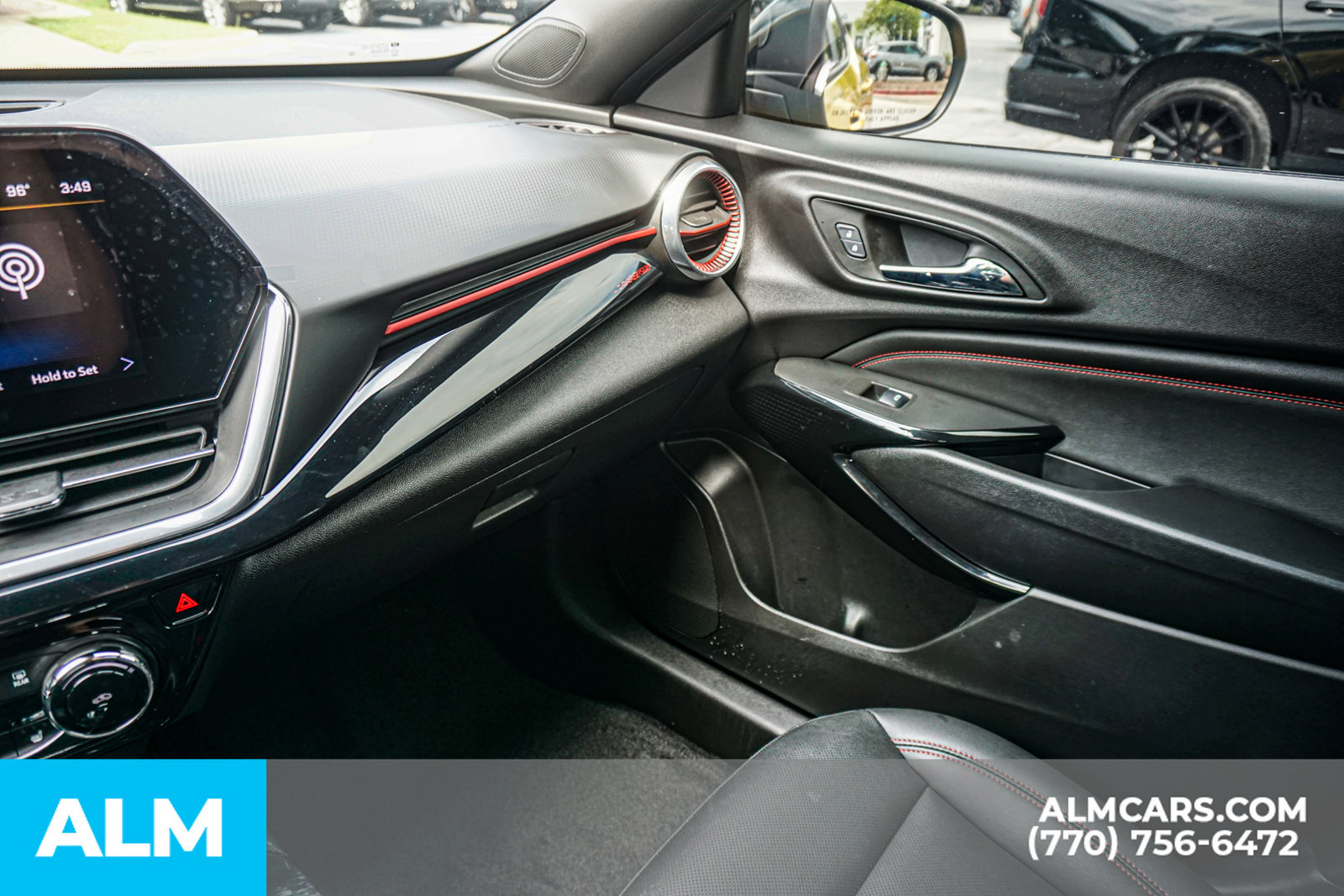 Used 2025 Chevrolet Trax RS w/ Driver Confidence Package FWD image 45