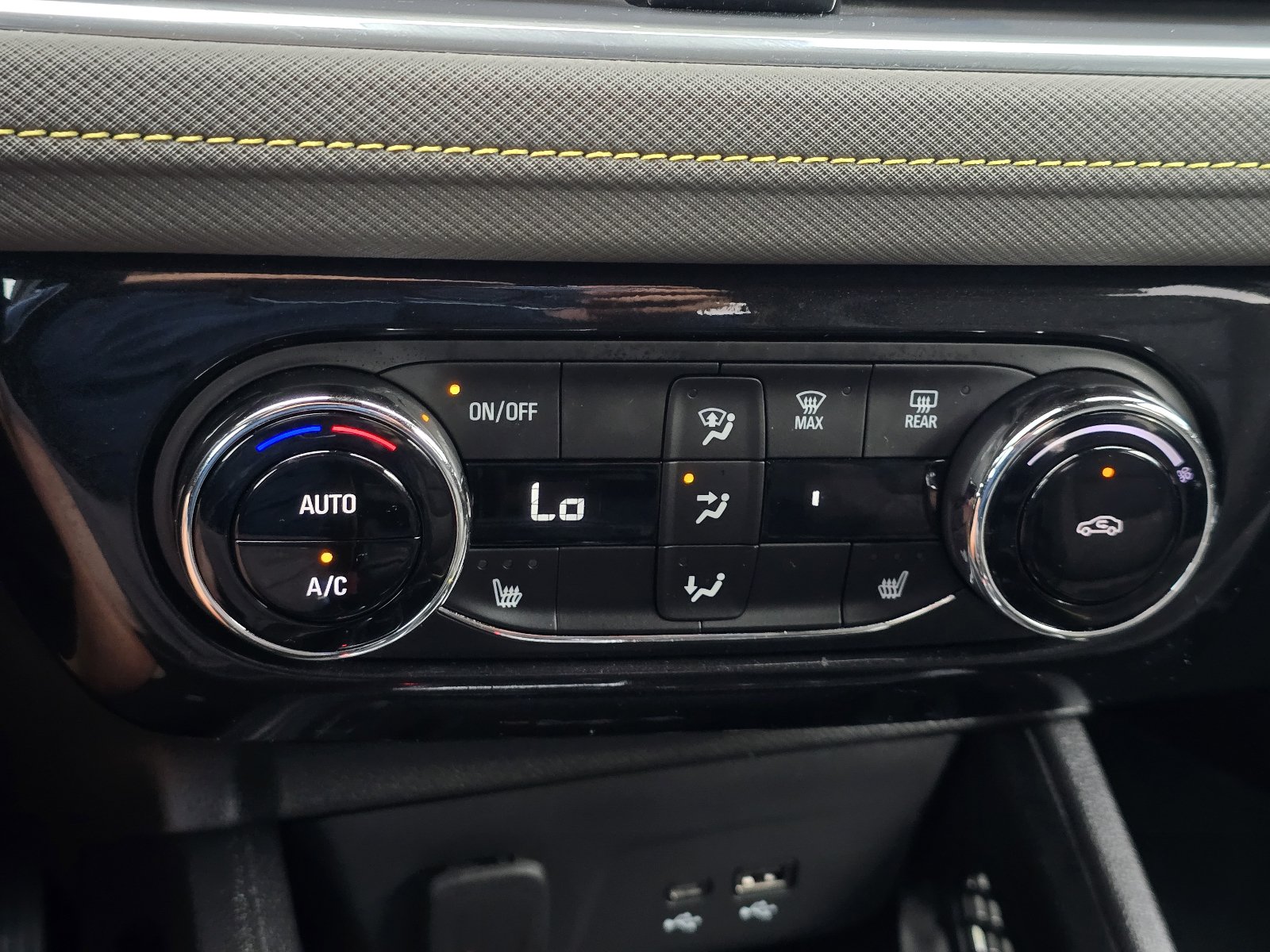 Used 2025 Chevrolet TrailBlazer ACTIV w/ Convenience Package FWD image 20