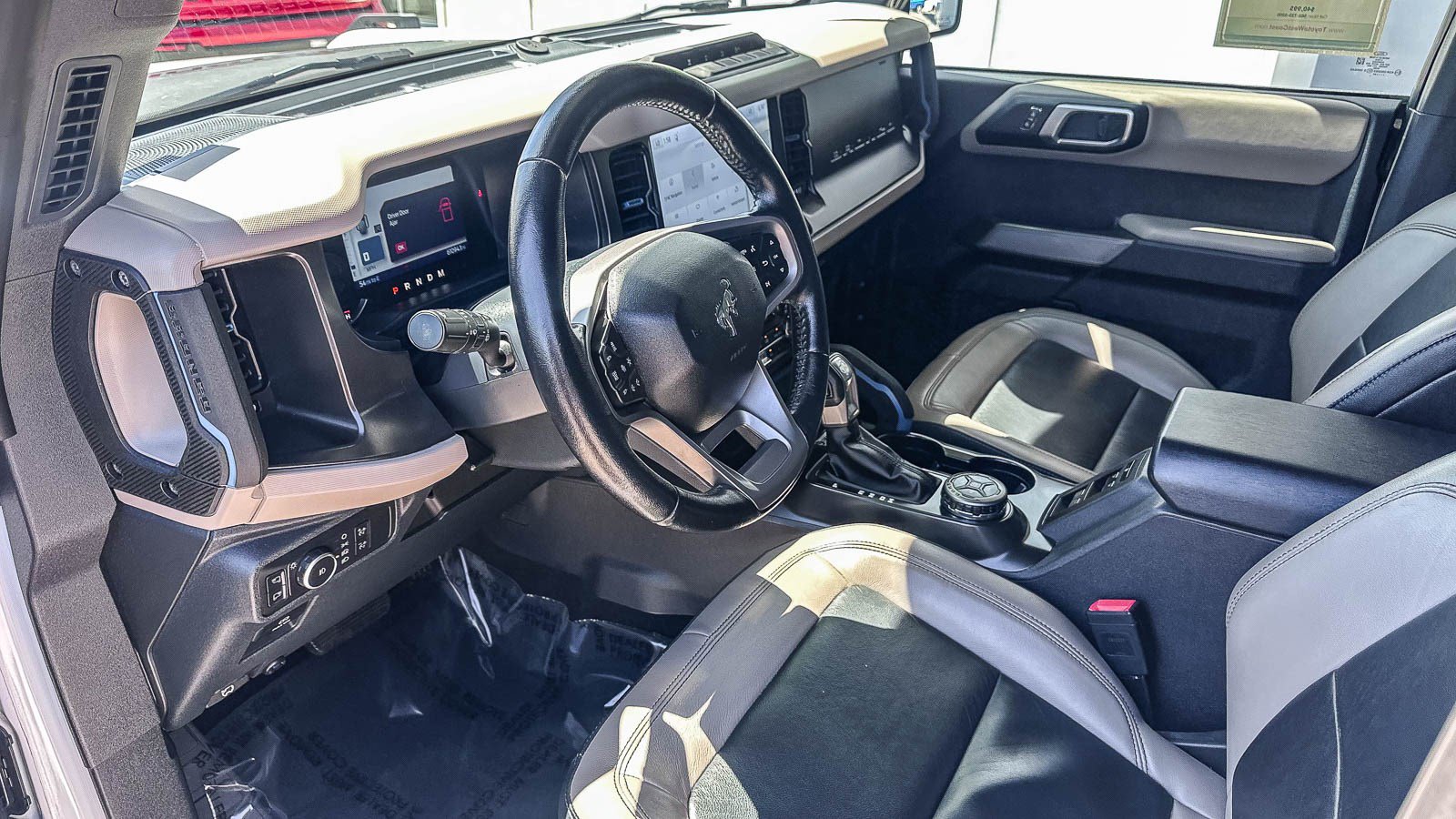 Used 2022 Ford Bronco Wildtrak AWD/4WD image 19