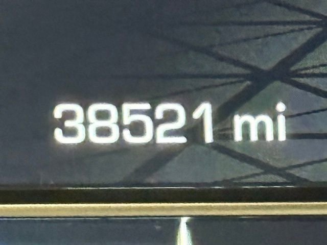 Used 2022 GMC Yukon XL Denali image 24