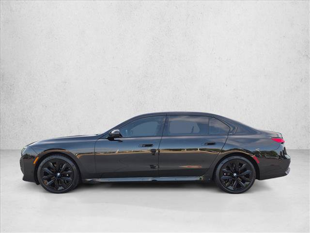 Certified 2025 BMW 760i xDrive w/ Executive Package AWD/4WD image 9