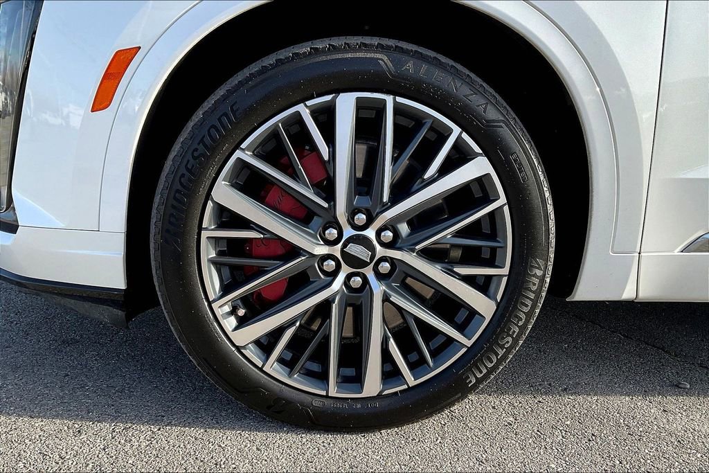 Used 2023 Cadillac XT6 Sport image 8