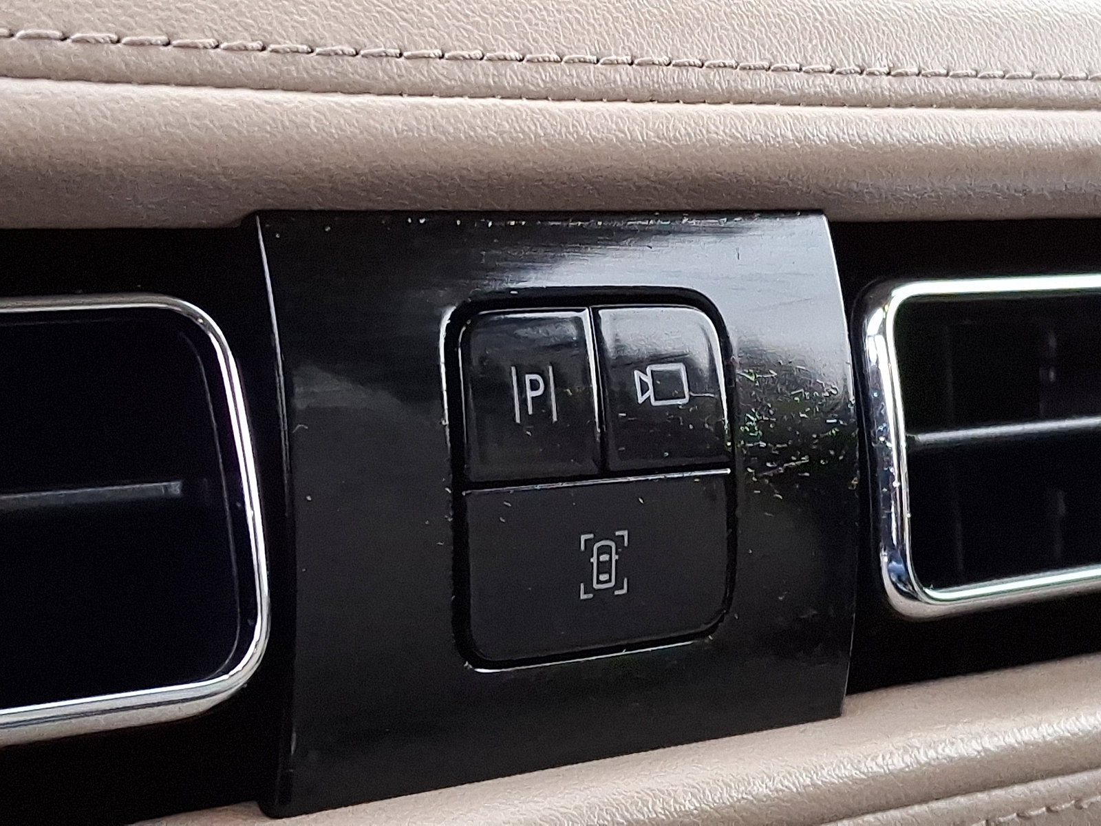 Certified 2021 Lincoln Nautilus AWD w/ Equipment Group 101A image 25