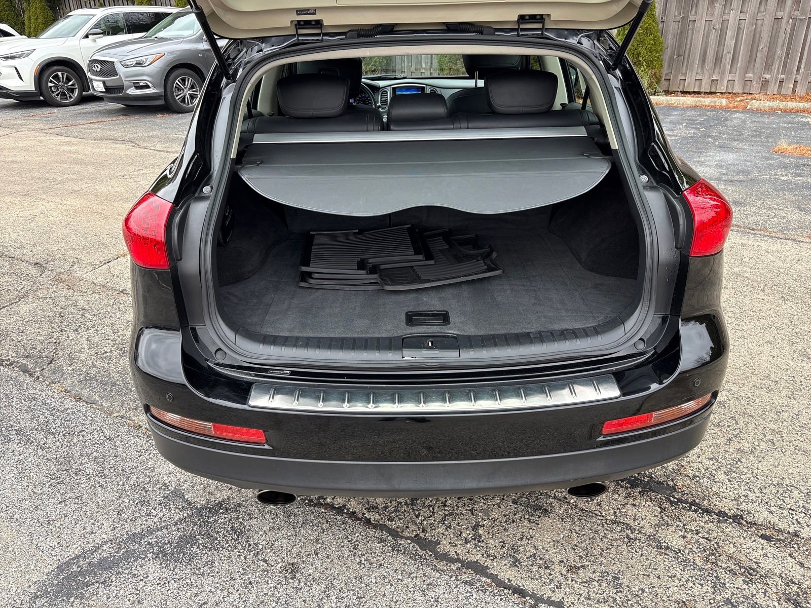 Used 2015 INFINITI QX50 Journey w/ Premium Package image 23