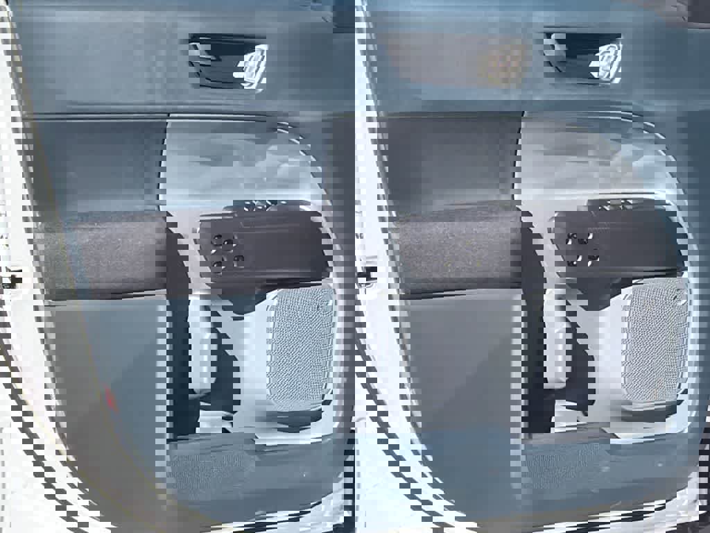 New 2026 Ford Maverick XL image 11