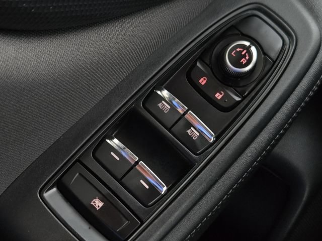 Used 2020 Subaru Forester Premium AWD/4WD image 25