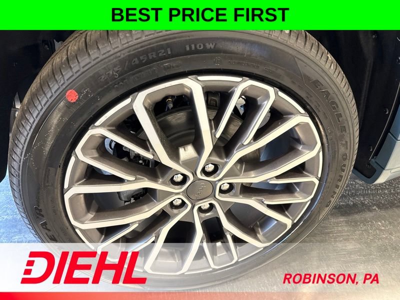 New 2026 Jeep Grand Cherokee L Summit w/ Advanced Protech Group IV AWD/4WD image 8