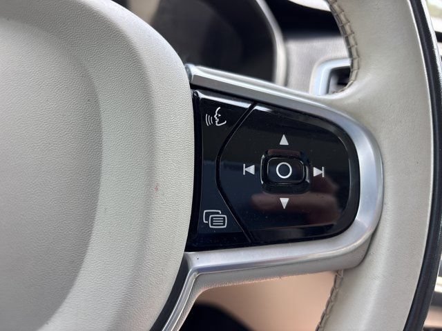 Used 2017 Volvo XC90 T6 Momentum w/ Vision Package AWD/4WD image 30