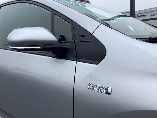 Used 2021 Toyota Prius Prime LE image 39