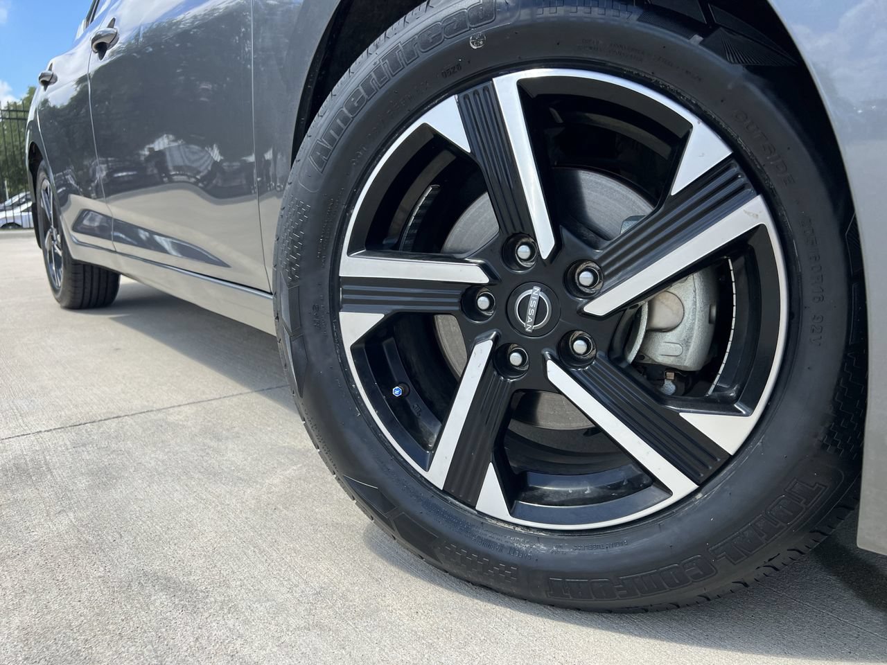 Certified 2024 Nissan Sentra SV FWD image 6