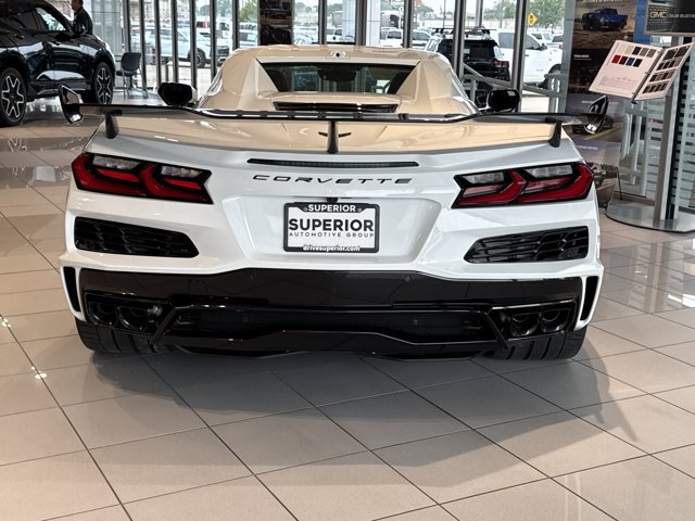 New 2027 Chevrolet Corvette Grand Sport w/ Z52 Sport Performance Package RWD image 3