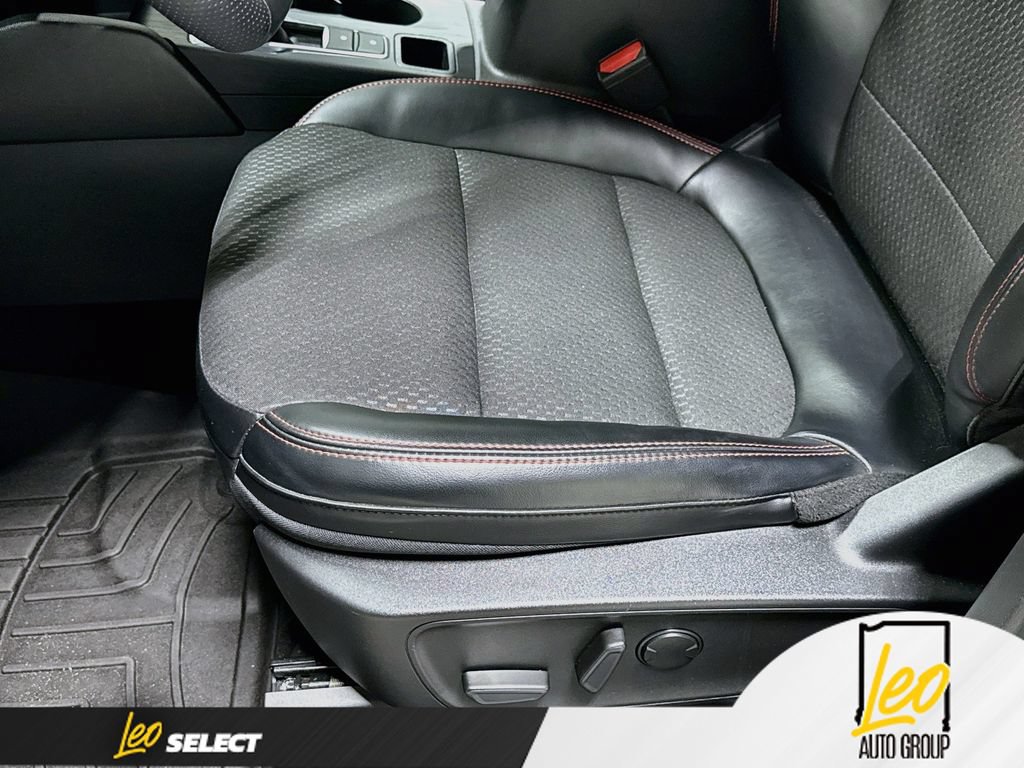 Used 2023 Ford Escape ST-Line w/ Tech Pack #1 AWD/4WD image 22