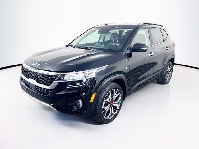 Certified 2023 Kia Seltos SX w/ SX Sunroof Package