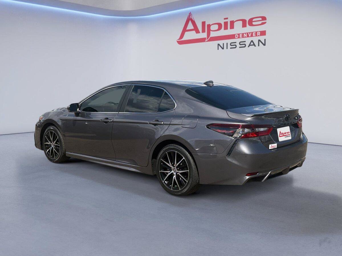 Used 2023 Toyota Camry SE w/ Convenience Package AWD/4WD image 3