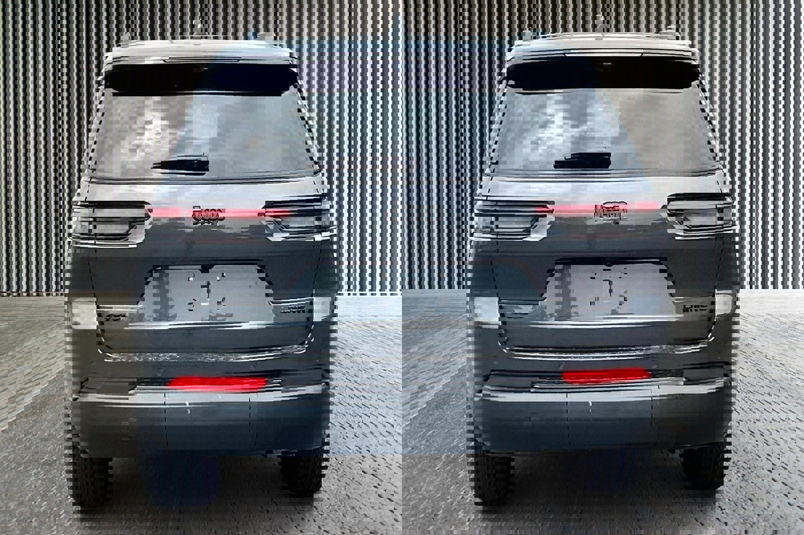 New 2025 Jeep Grand Cherokee L Limited w/ Luxury Tech Group II image 4