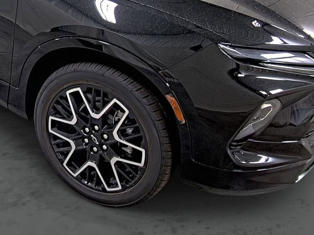New 2025 Chevrolet Blazer RS w/ Driver Confidence II Package image 14