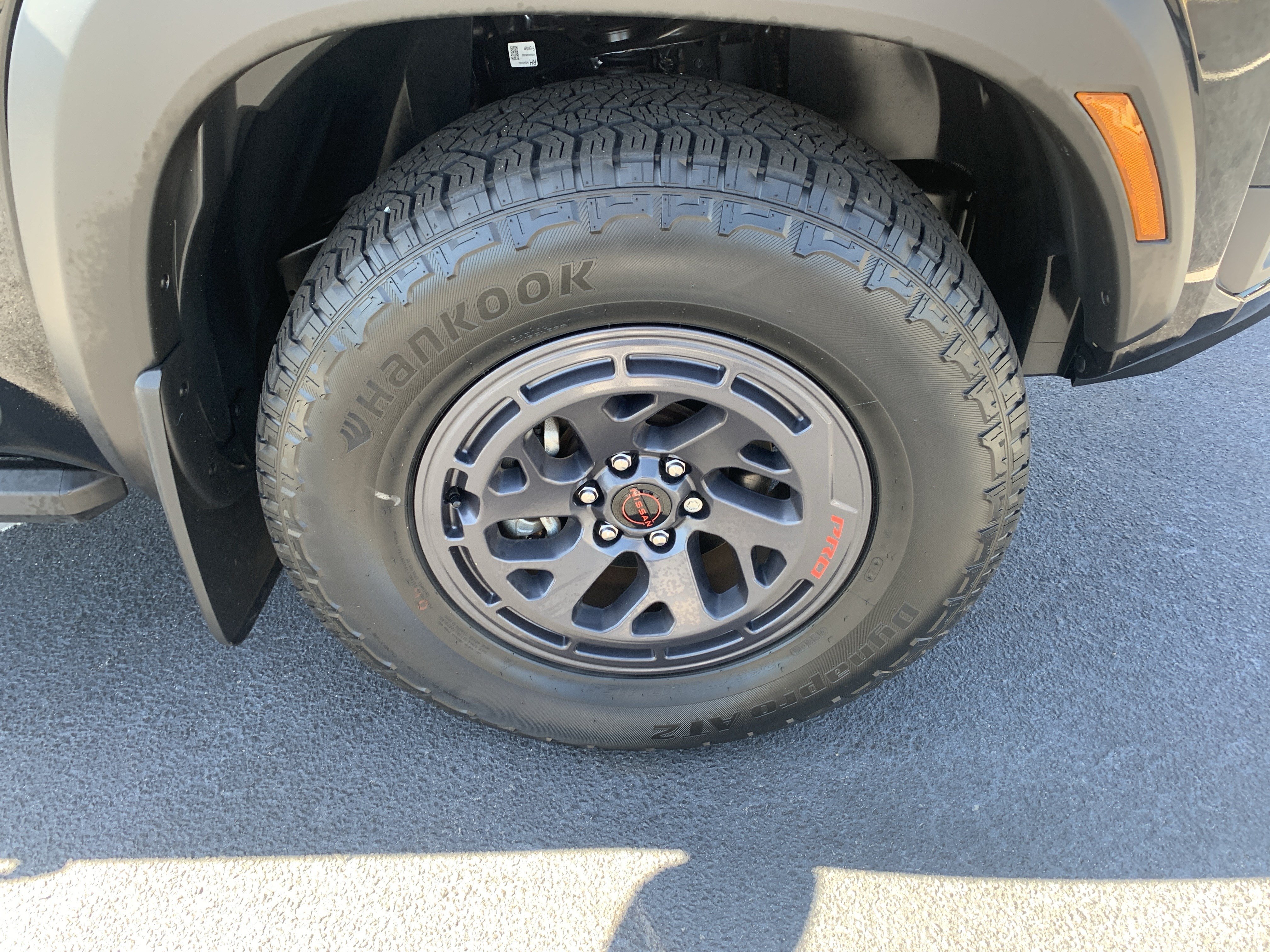 Used 2025 Nissan Frontier PRO-4X AWD/4WD image 13