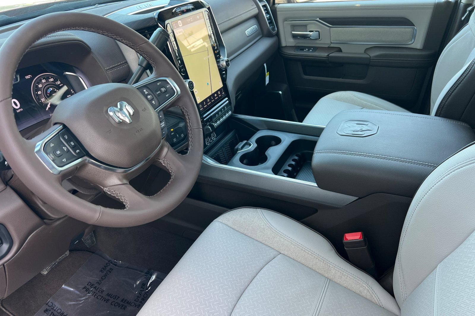 New 2026 RAM 3500 Laramie AWD/4WD image 9