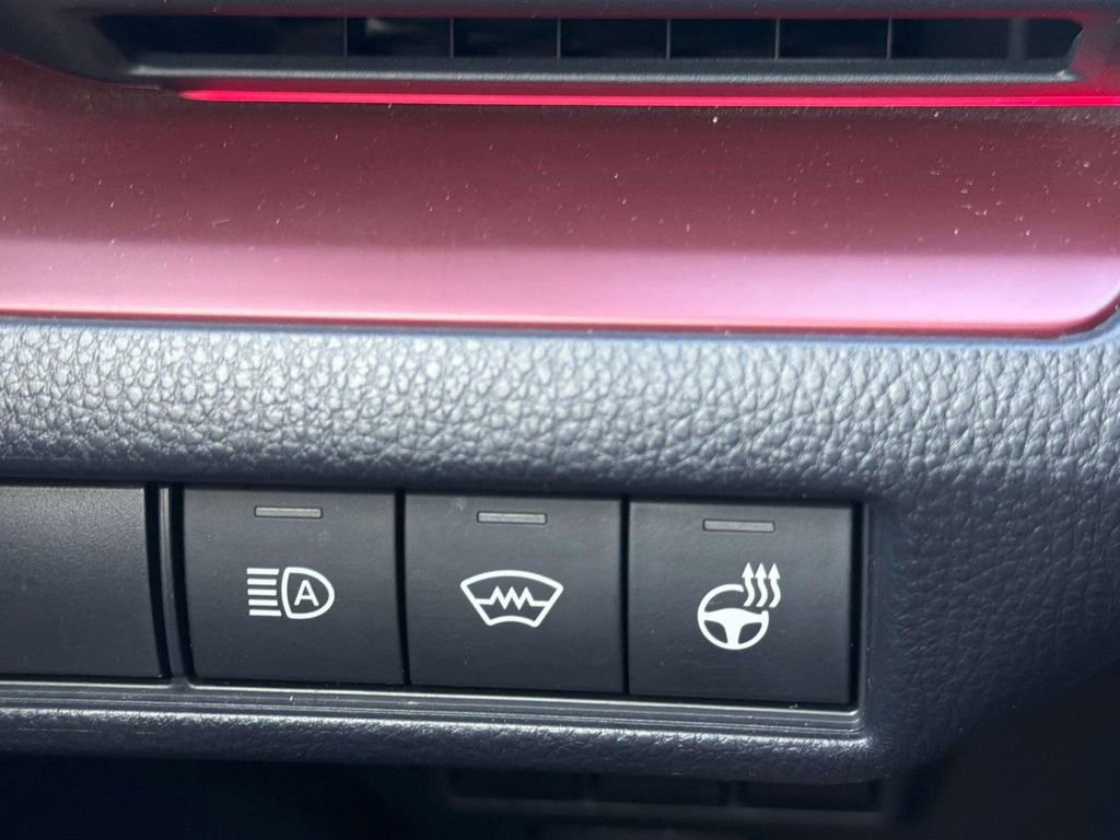 Used 2023 Toyota Prius Prime FWD image 24