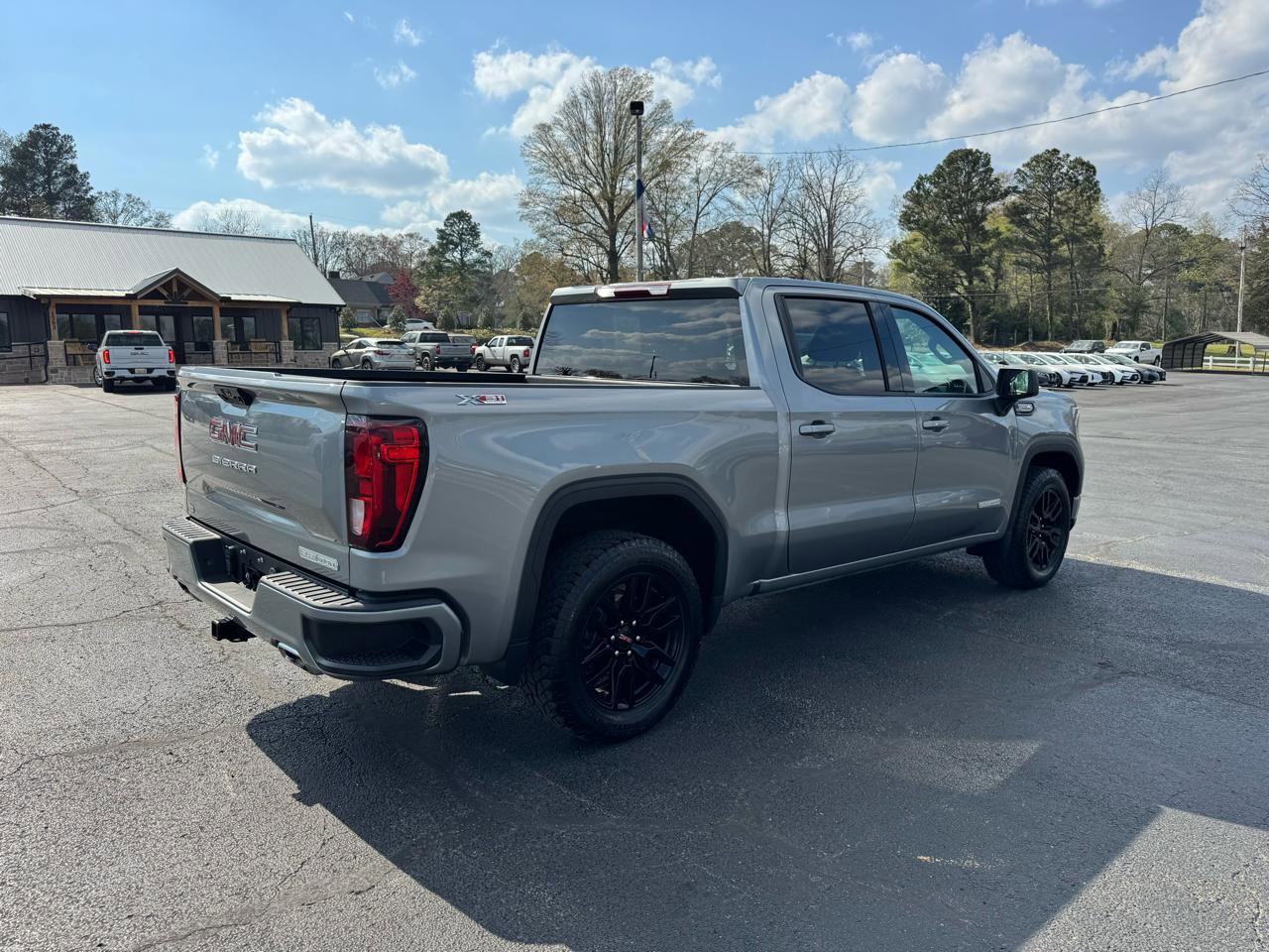 Used 2023 GMC Sierra 1500 Elevation AWD/4WD image 6