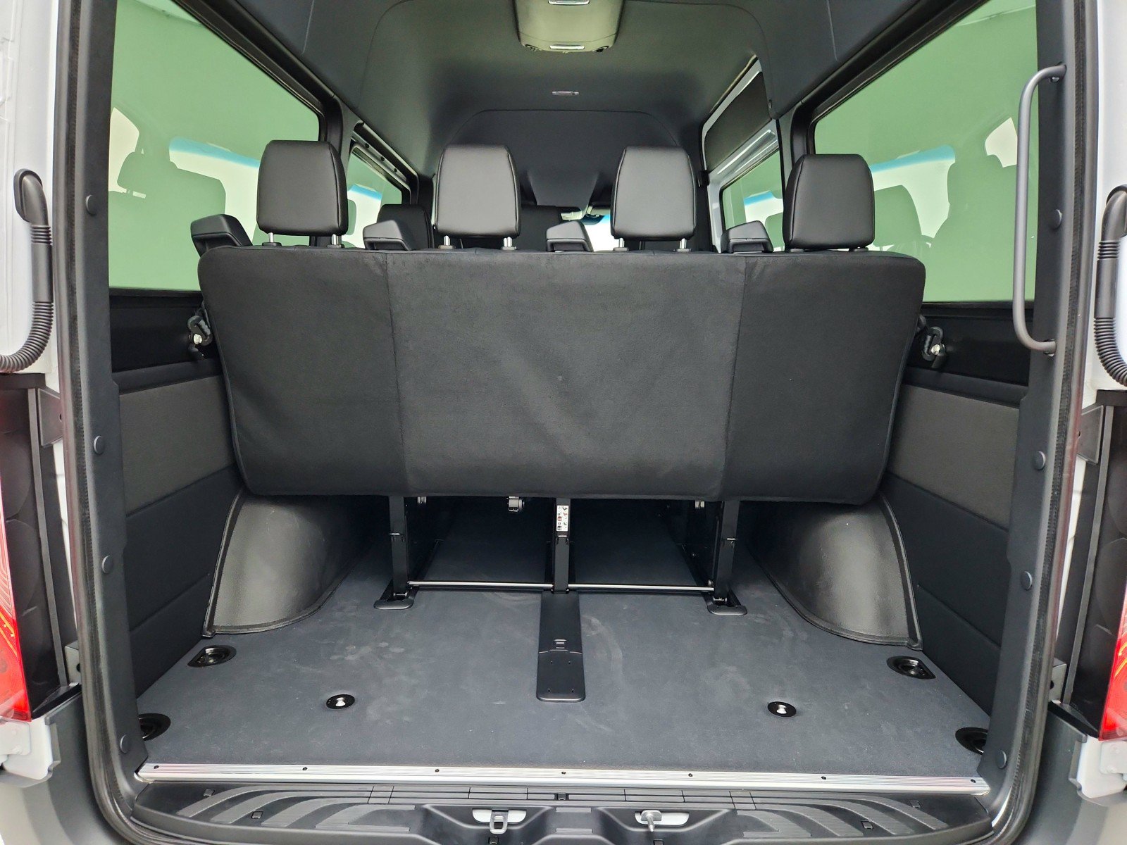 New 2026 Mercedes-Benz Sprinter 2500 image 21