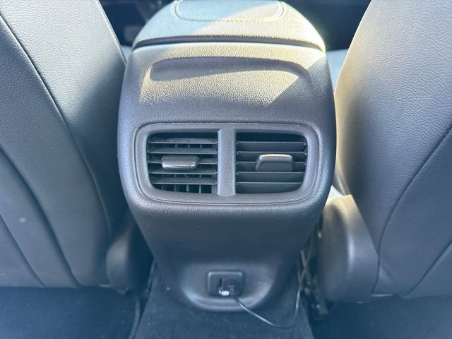 Used 2018 Buick Regal Essence w/ Driver Confidence Package #1 AWD/4WD image 22