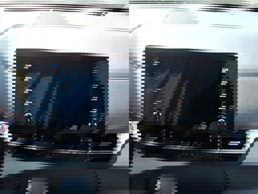 Used 2022 Toyota Sienna XSE image 19