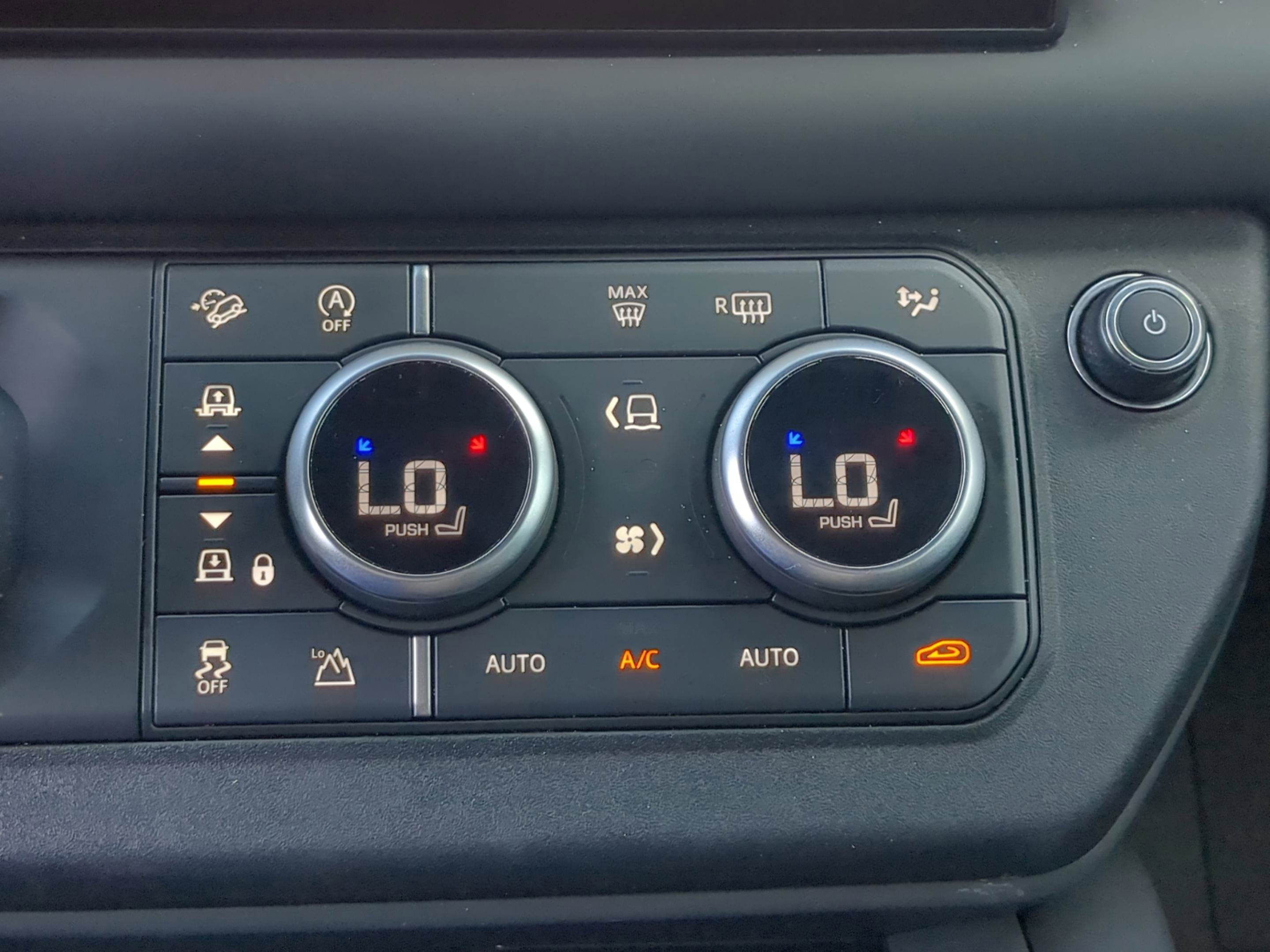 Used 2025 Land Rover Defender 110 S AWD/4WD image 14