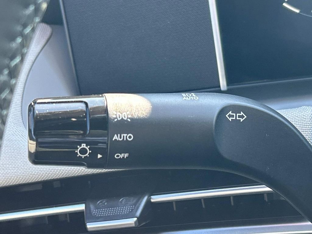 New 2026 Hyundai Tucson Limited image 34