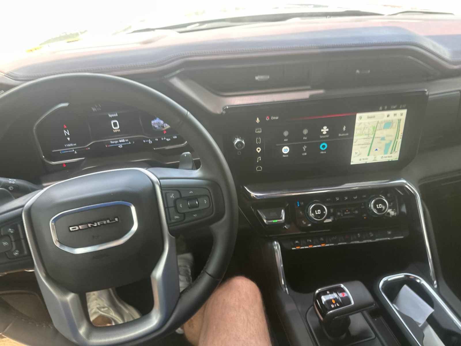 Used 2024 GMC Sierra 1500 Denali w/ Technology Package AWD/4WD image 14
