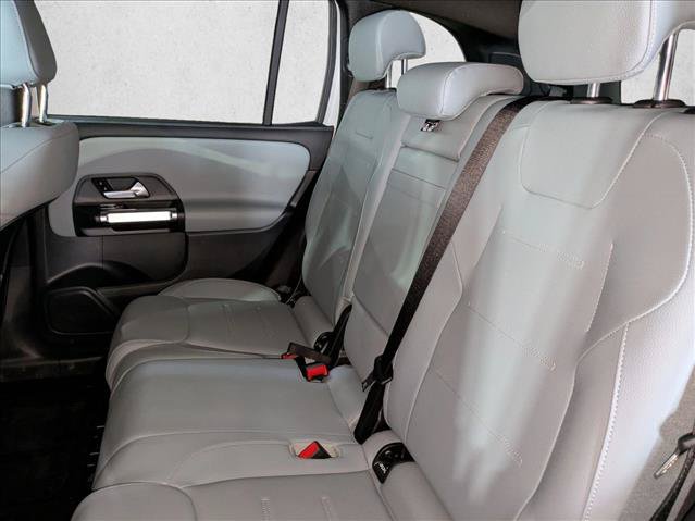 Used 2026 Mercedes-Benz GLB 250 image 20