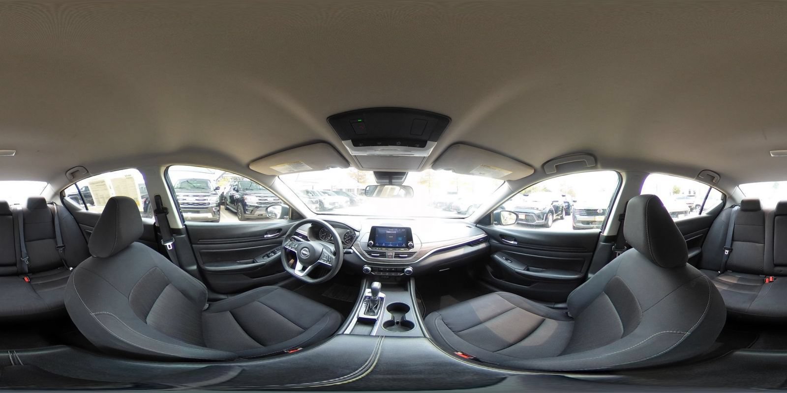 Used 2025 Nissan Altima 2.5 SV FWD image 37