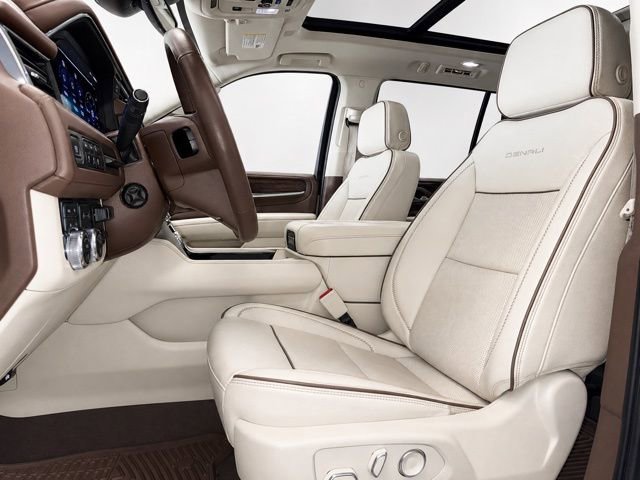 Used 2024 GMC Yukon Denali w/ Max Trailering Package AWD/4WD image 13