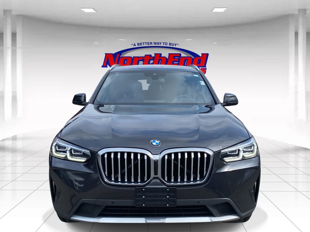 Used 2024 BMW X3 sDrive30i RWD image 2