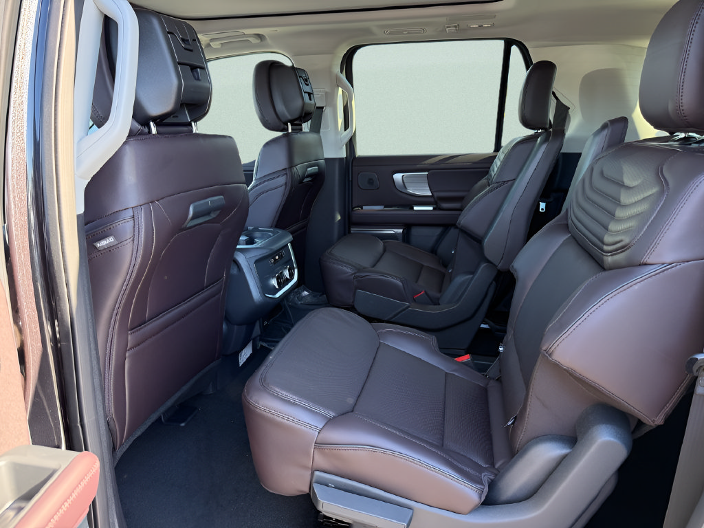 New 2027 Ford Expedition Max Platinum w/ Platinum Ultimate Package AWD/4WD image 5