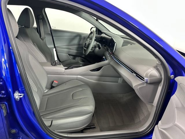 Certified 2024 Hyundai Elantra SEL image 28