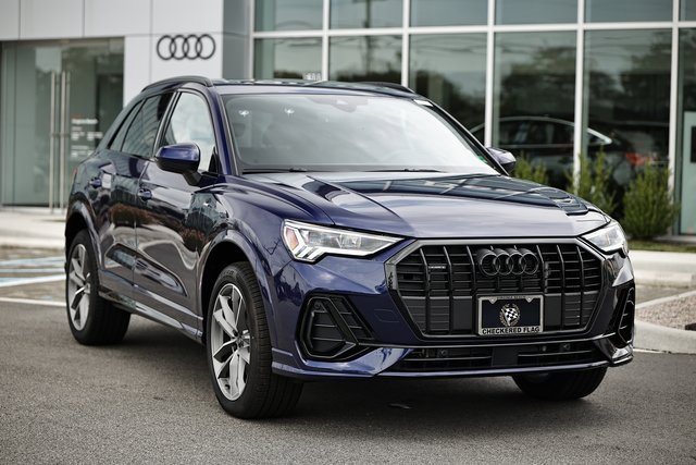 New 2025 Audi Q3 2.0T Premium image 2