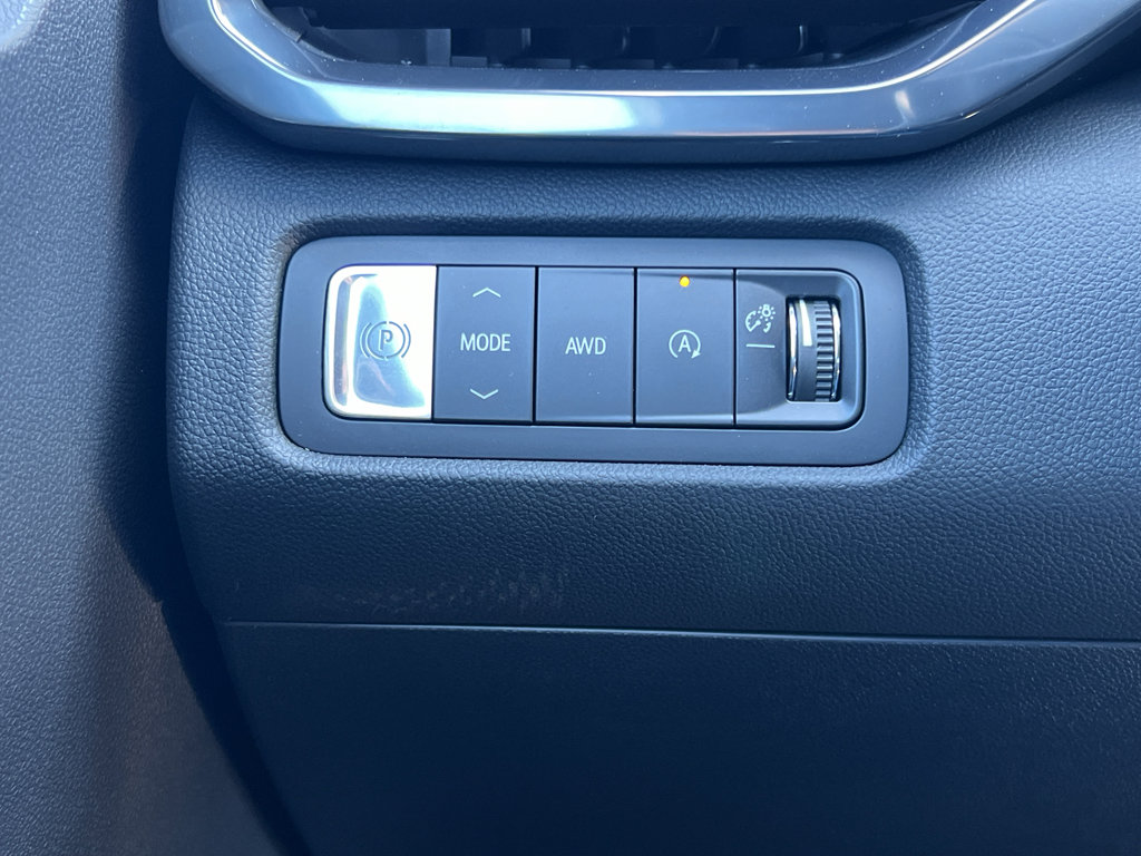 New 2026 GMC Acadia AT4 image 35