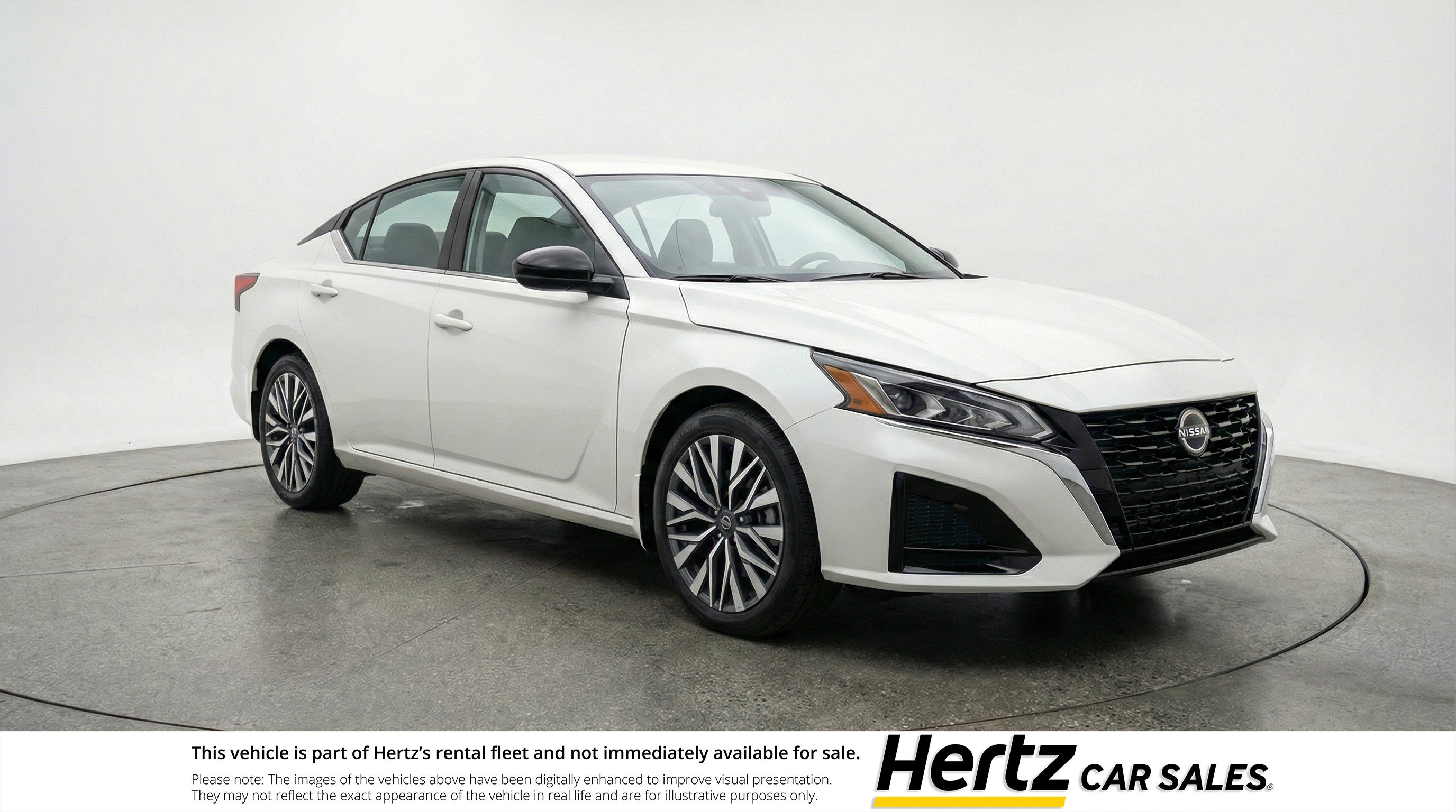 Used 2025 Nissan Altima 2.5 SV FWD image 1