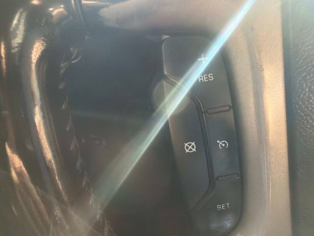 Used 2011 Chevrolet Silverado 2500 LT w/ Interior Plus Package AWD/4WD image 22