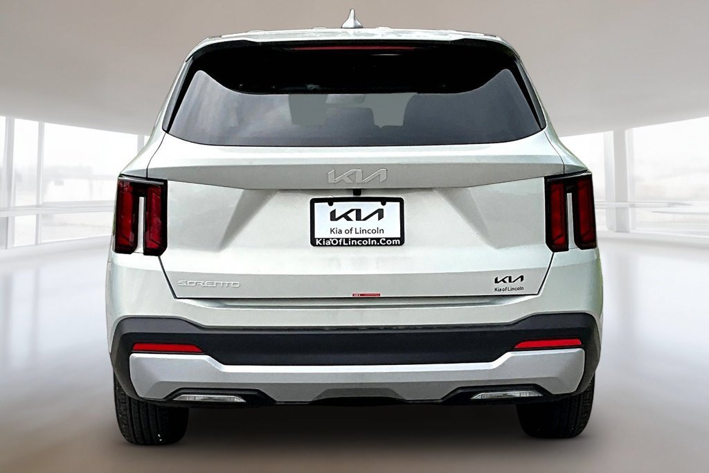 New 2026 Kia Sorento LX FWD image 4