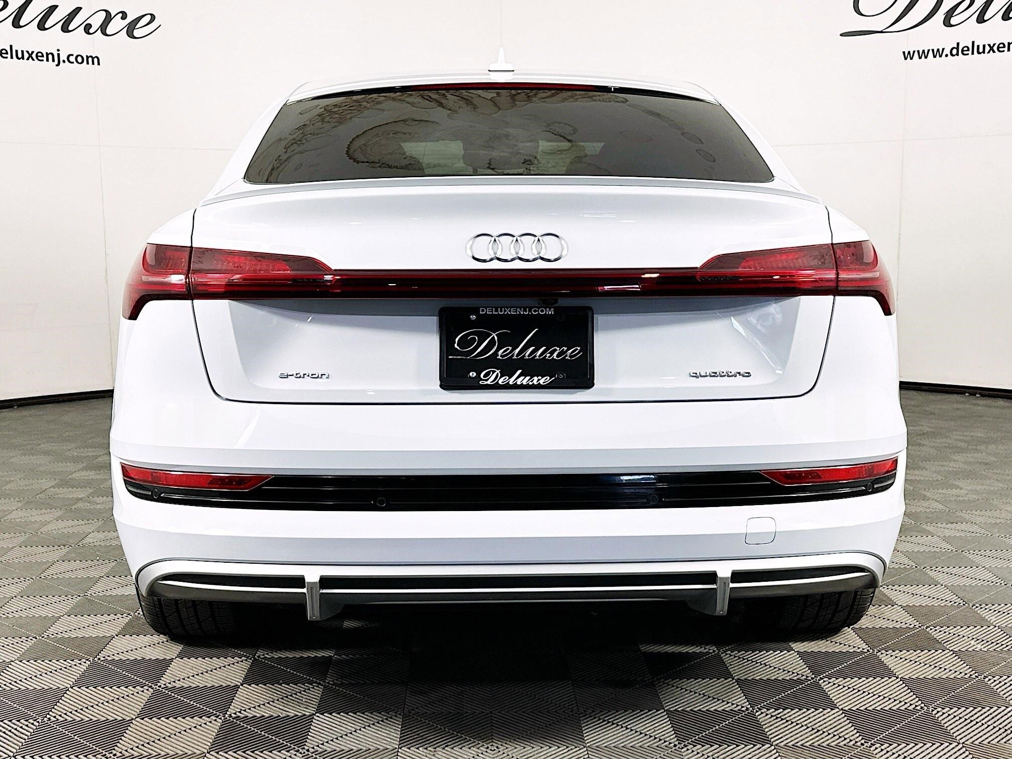 Used 2022 Audi e-tron Premium Plus w/ Premium Plus Package AWD/4WD image 5