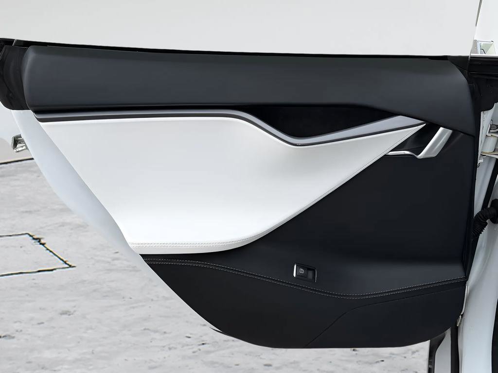 Used 2019 Tesla Model S Performance image 20