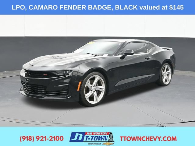 Used 2019 Chevrolet Camaro SS RWD image 3