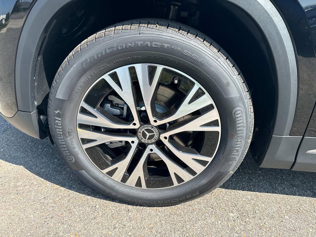 Used 2025 Mercedes-Benz GLA 250 image 3