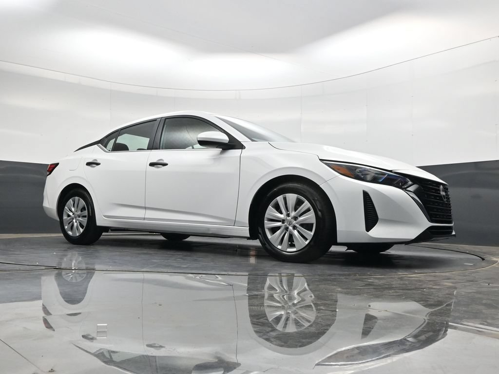 Used 2025 Nissan Sentra S FWD image 28