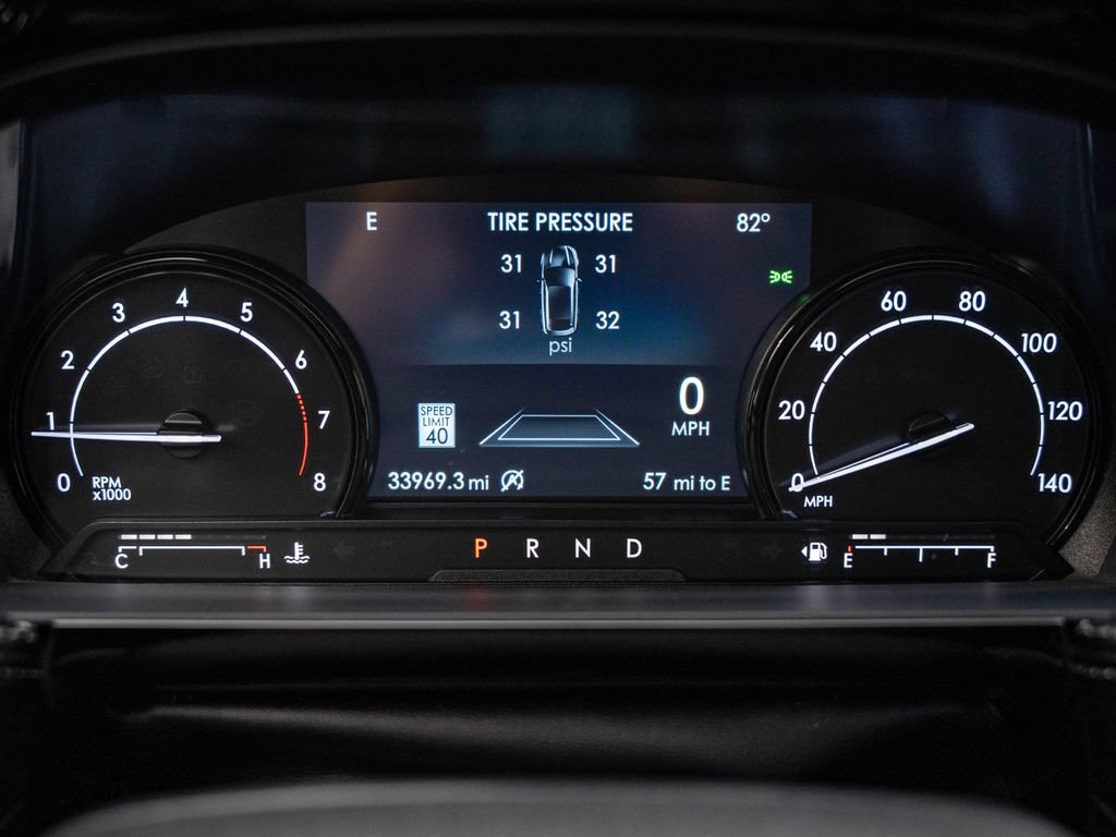 Used 2022 Lincoln Corsair AWD w/ Premium Package image 30