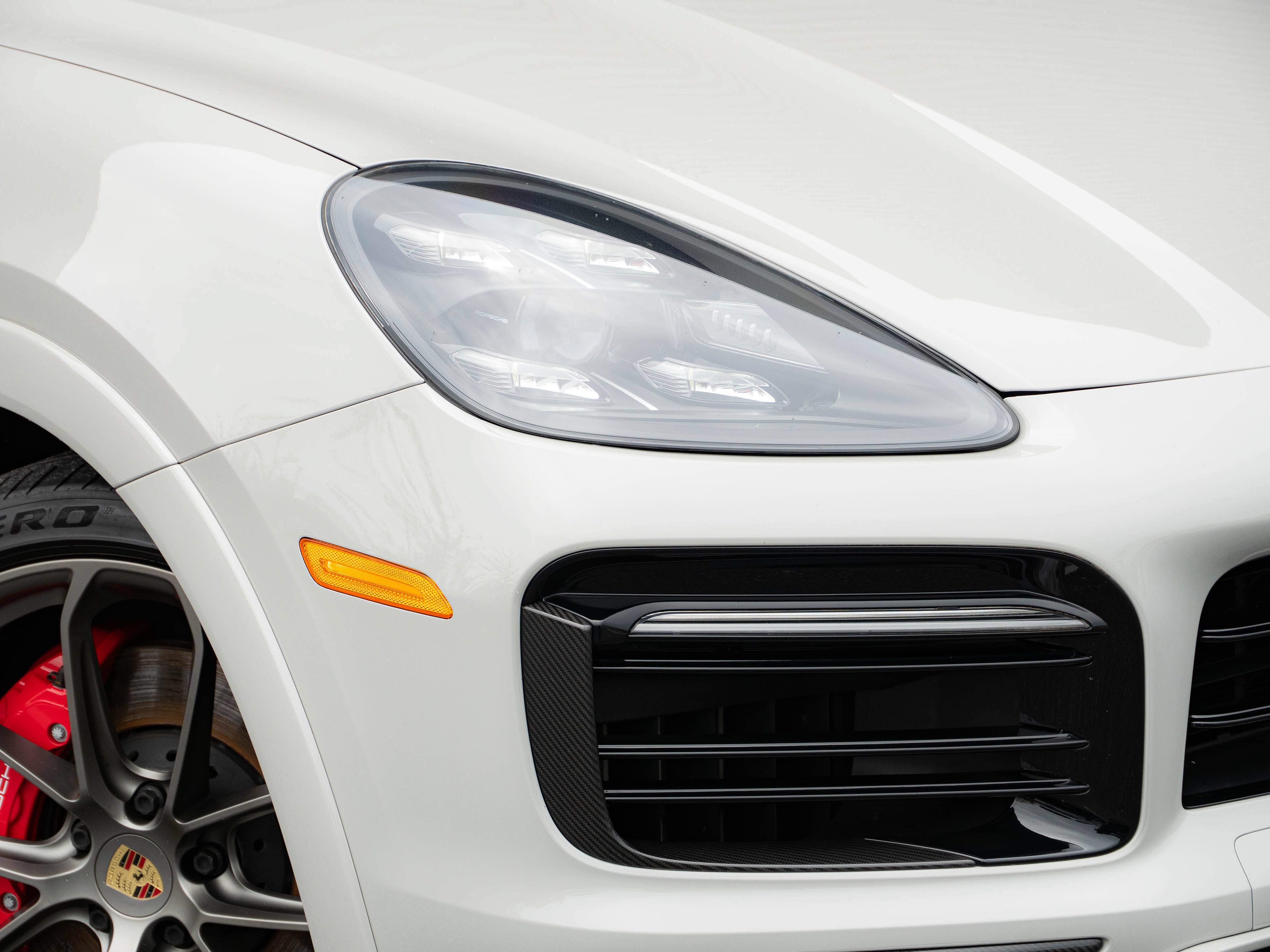 Used 2023 Porsche Cayenne GTS AWD/4WD image 34