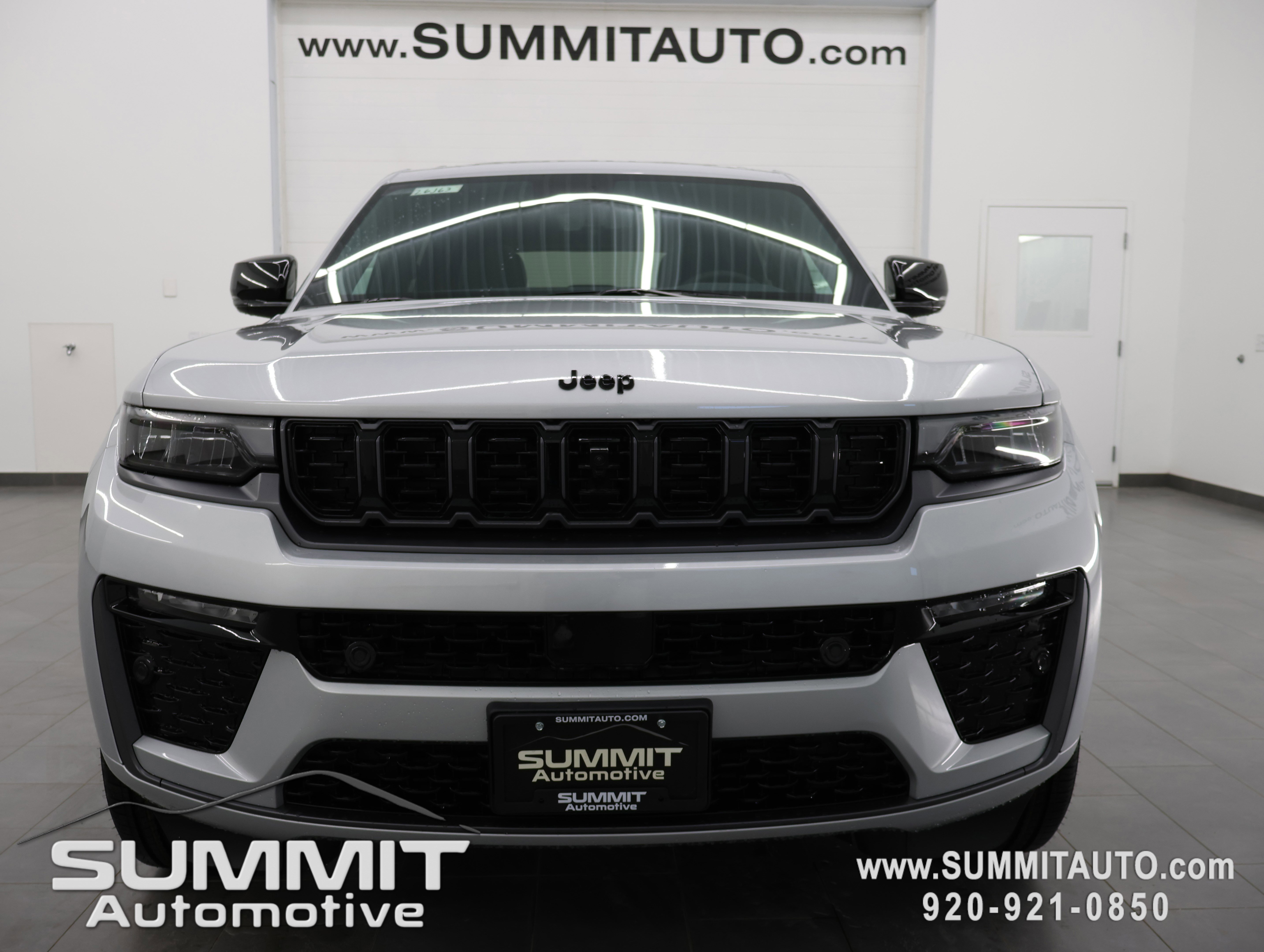 New 2026 Jeep Grand Cherokee Limited Reserve image 25