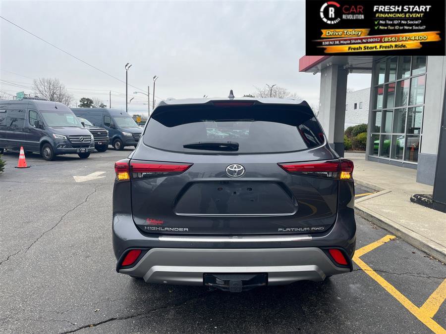 Used 2020 Toyota Highlander Platinum image 7